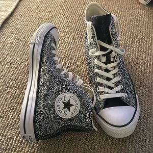 Converse all star. Sparkle. Size 9
